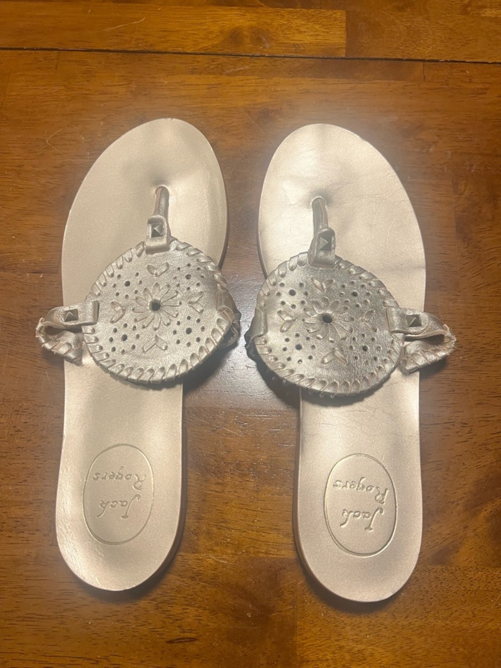 Jack Rogers Metallic Silver Leather Thong Sandals